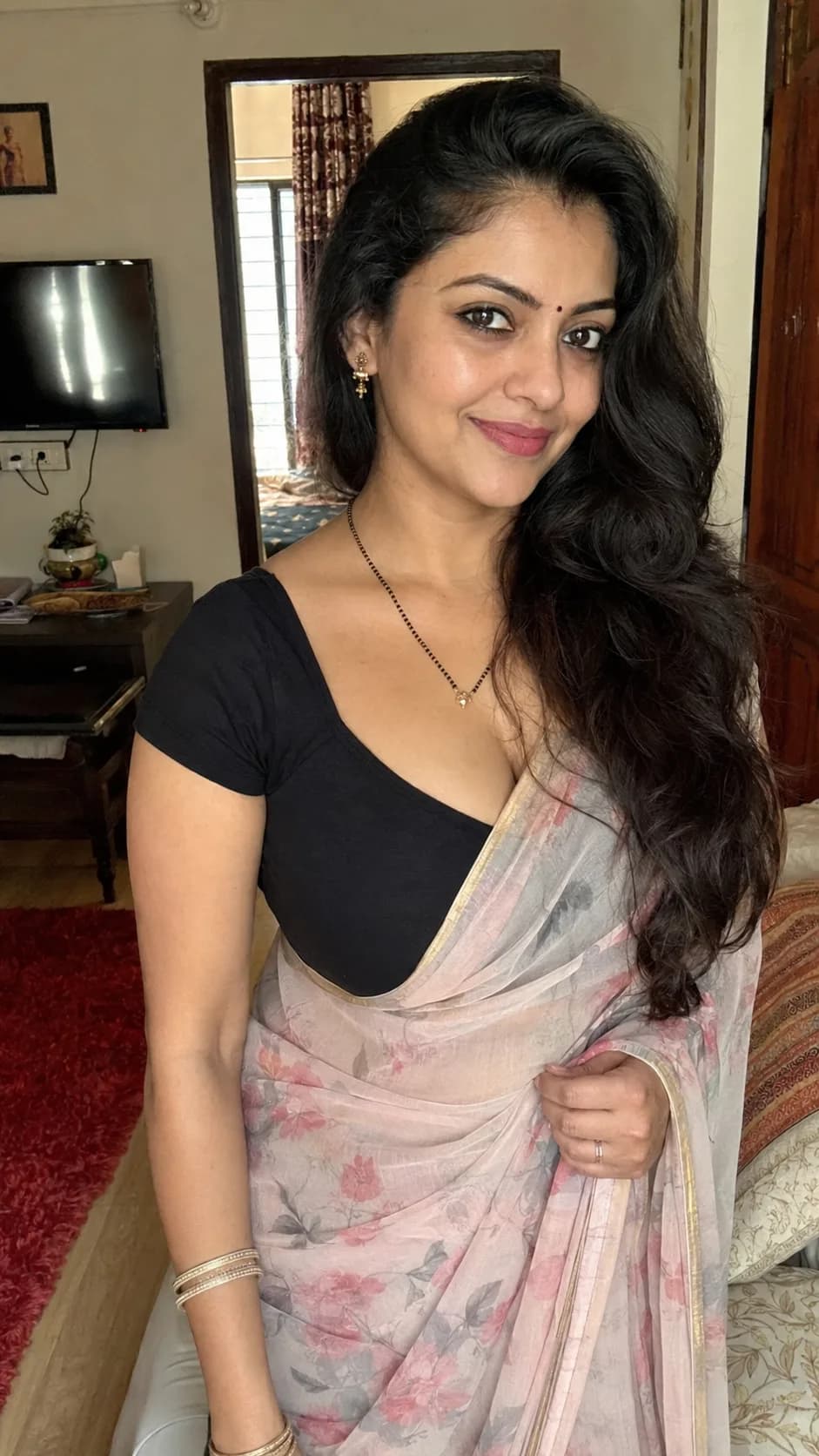 Sunita — Chhote shehar ki badi baatein — aur unlimited khaana 🍲